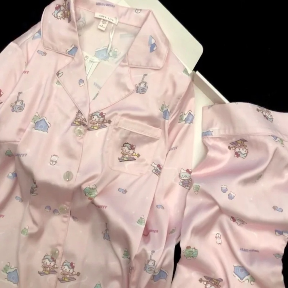 Hello Kitty Pink Satin Pajamas SizeM